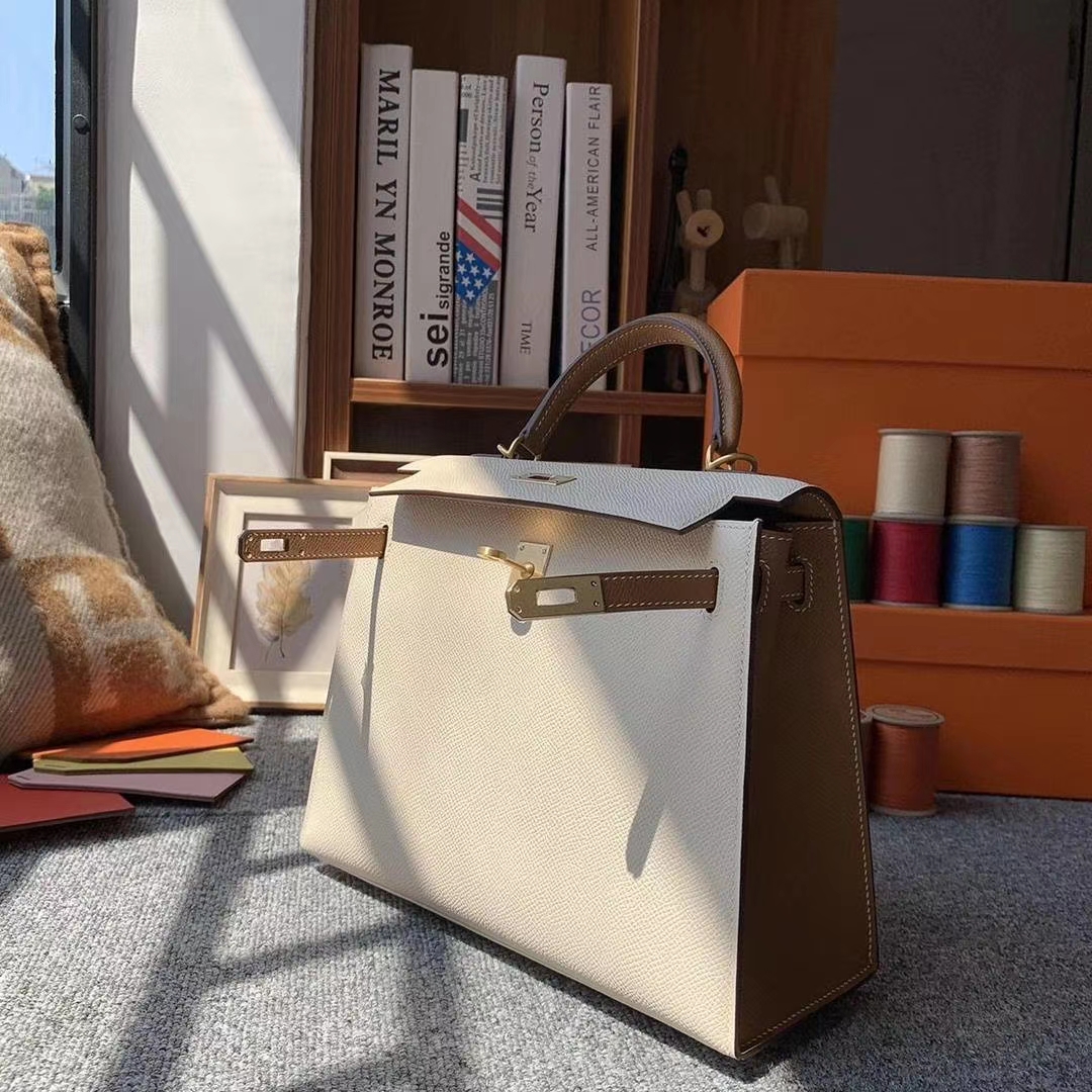 Hermès（爱马仕）奶昔白拼金棕色 原厂御用顶级Epsom 皮 Kelly 25 外缝 金拉丝扣