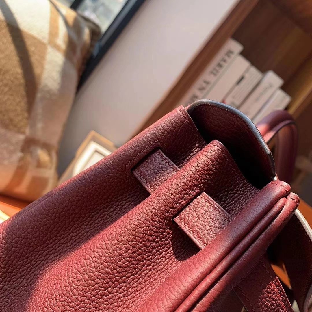 Hermès（爱马仕）爱马仕红 原厂御用顶级小牛皮 Kelly 32 金扣