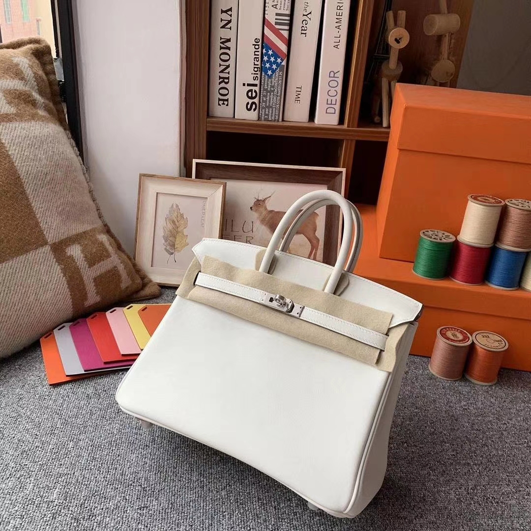 Hermès（爱马仕）8L冰川白 原厂御用顶级Swift 皮 Birkin 25 银扣