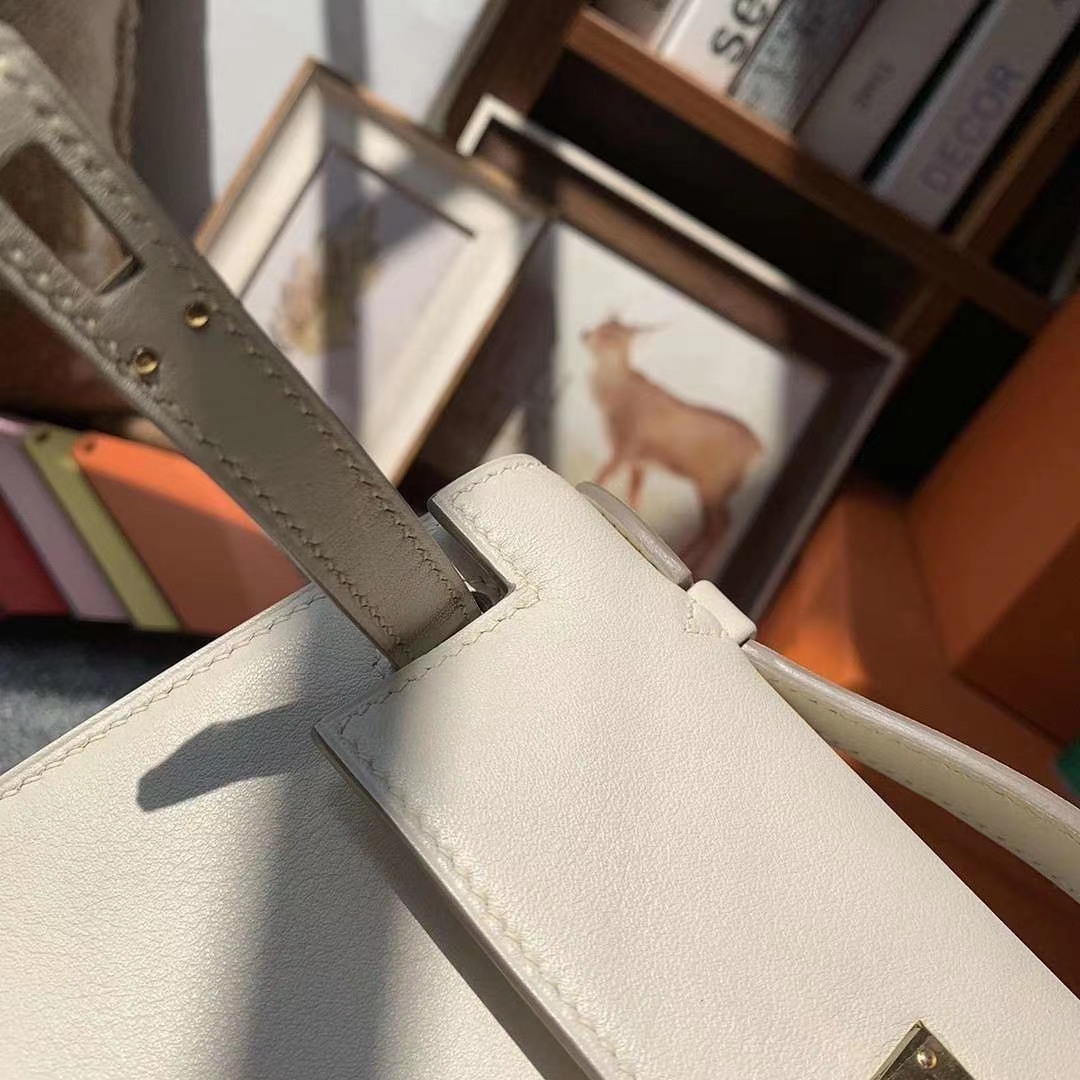 Hermès（爱马仕）奶昔白 原厂御用顶级Swift 皮 Mini Kelly 金扣 银扣 现货