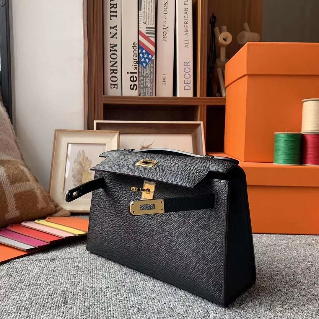 Hermès（爱马仕）CK89黑色 原厂御用顶级Epsom 皮 Mini Kelly 金扣 现货
