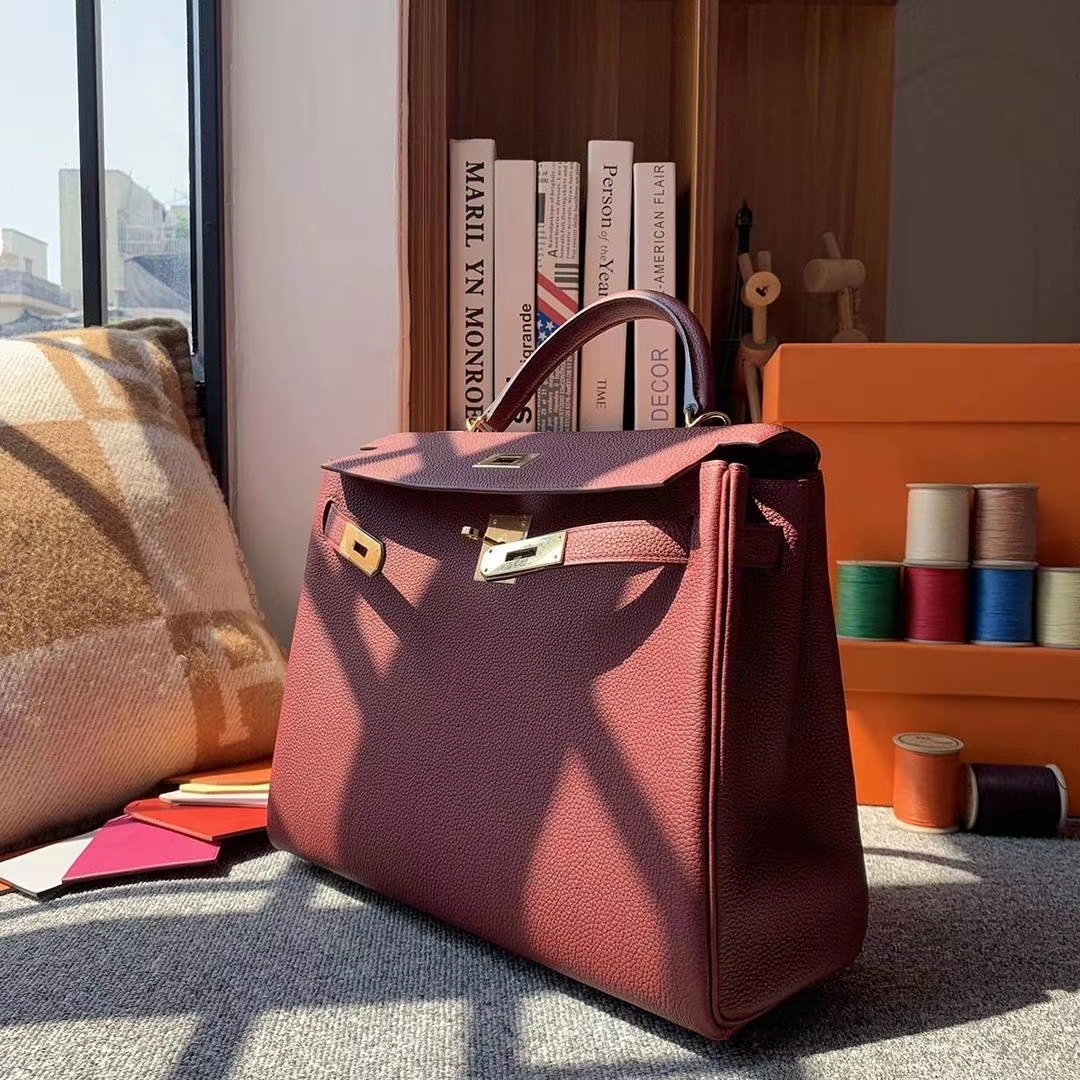 Hermès（爱马仕）爱马仕红 原厂御用顶级小牛皮 Kelly 32 金扣