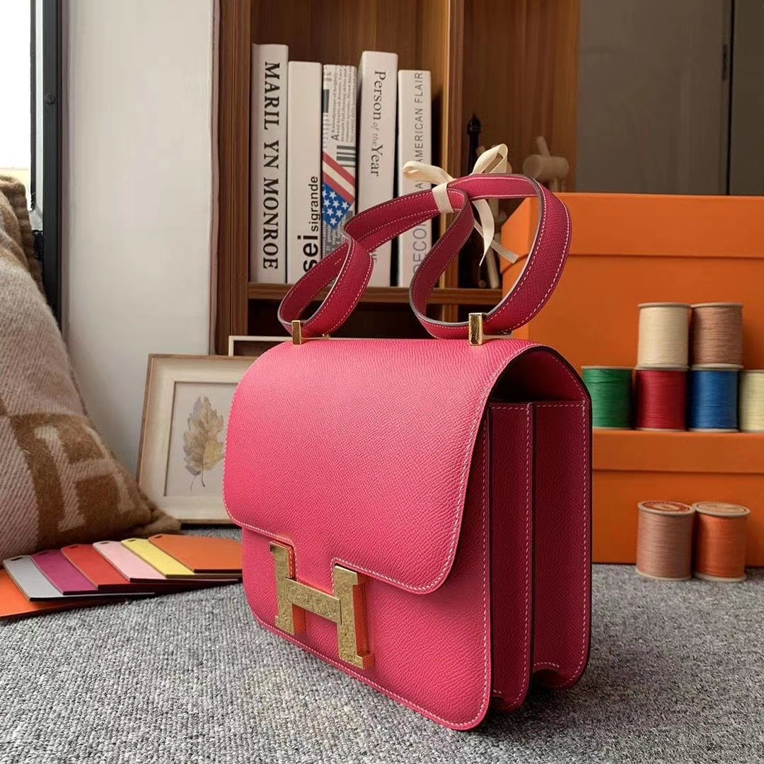 Hermès（爱马仕）E5糖果粉 原厂御用顶级Epsom 皮 Constance 24 金扣