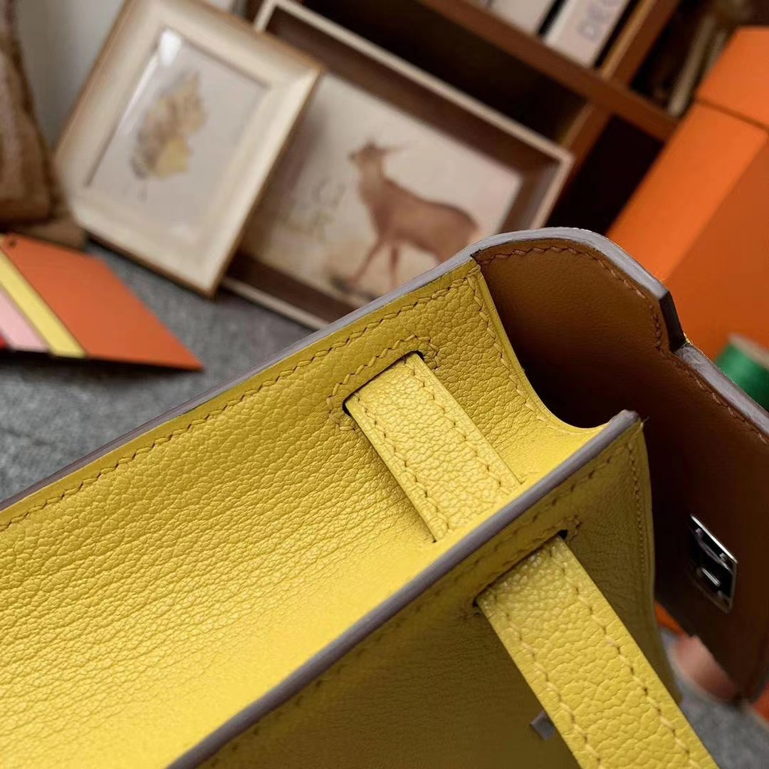 Hermès（爱马仕）那不勒斯黄拼金棕色 原厂御用顶级山羊皮 Mini Kelly 二代 银扣