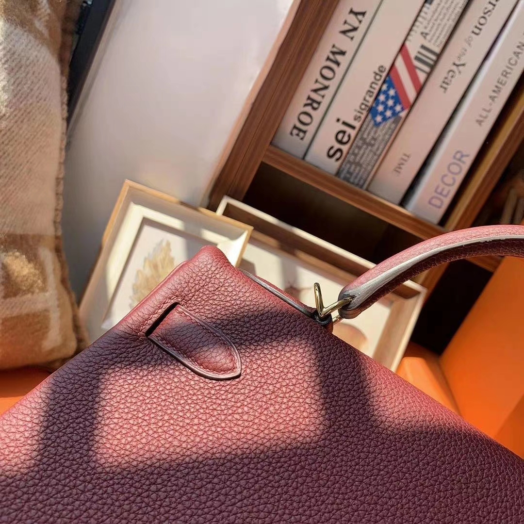 Hermès（爱马仕）爱马仕红 原厂御用顶级小牛皮 Kelly 32 金扣