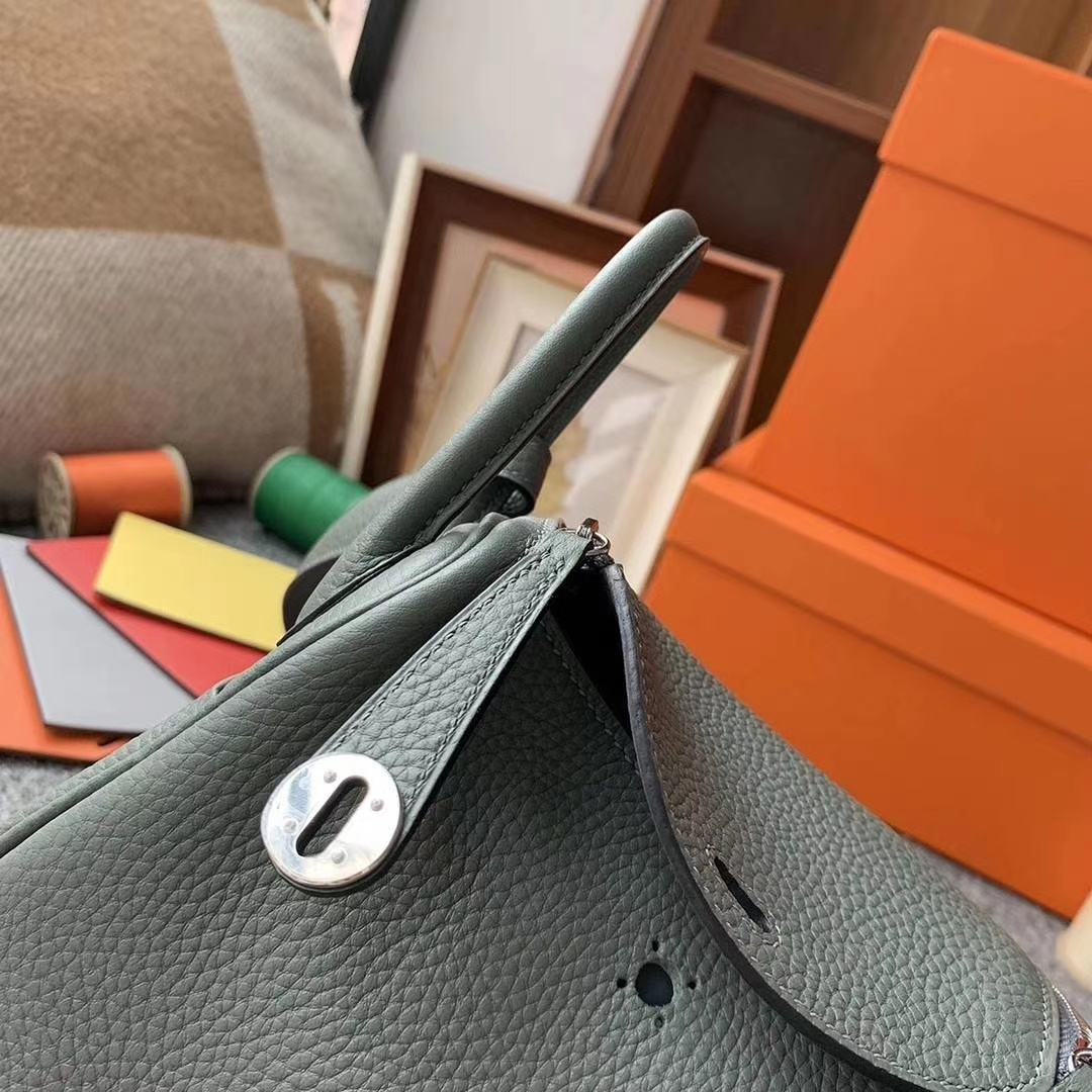 Hermès（爱马仕）杏绿色 原厂御用顶级TC皮 Mini Lindy 银扣 现货