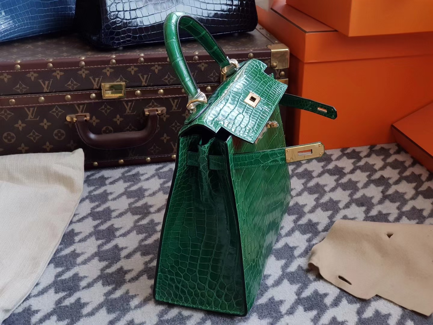 Hermès（爱马仕）Kelly 25cm nilo crocodile Hcp亮面两点鳄鱼 翡翠绿 银扣