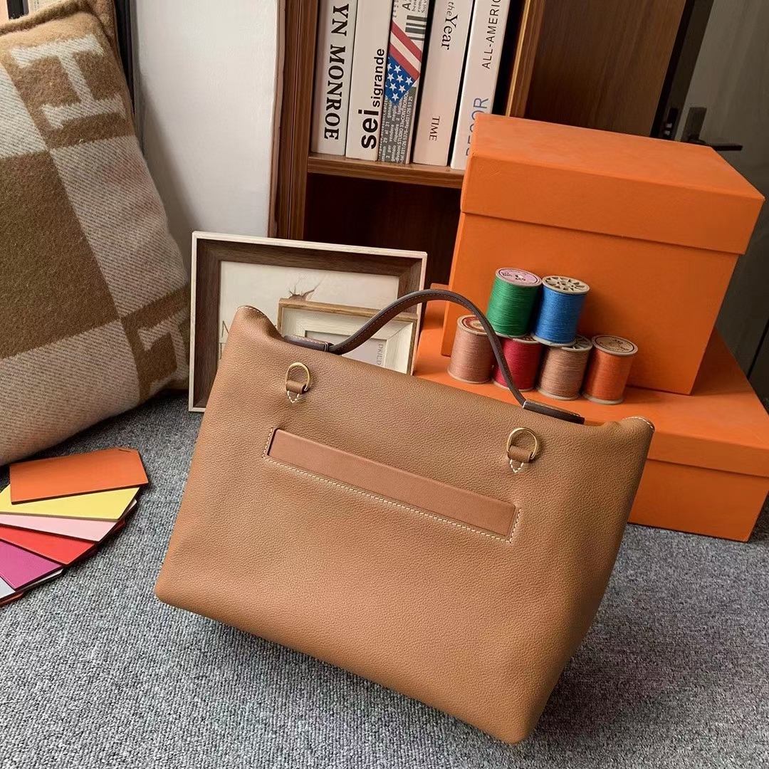 Hermès（爱马仕）C37金棕色 原厂御用顶级小牛皮拼Swift 皮 2424 金扣