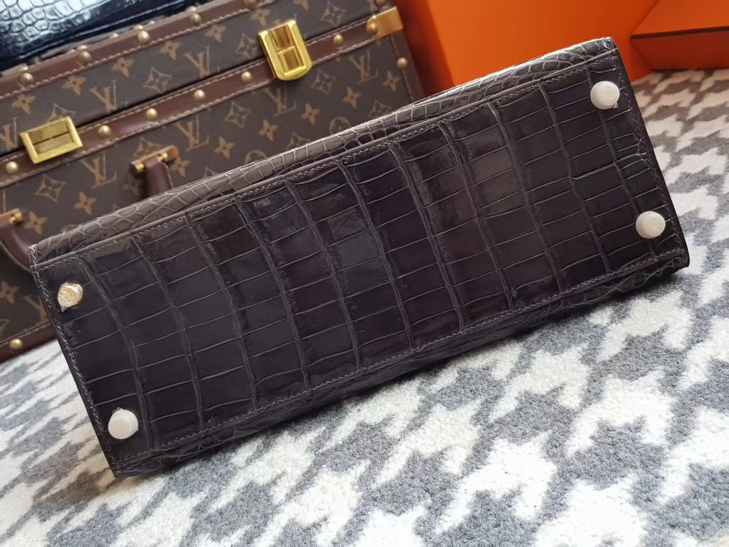 Hermès（爱马仕）Kelly 28 鳄鱼 铅笔灰 金扣