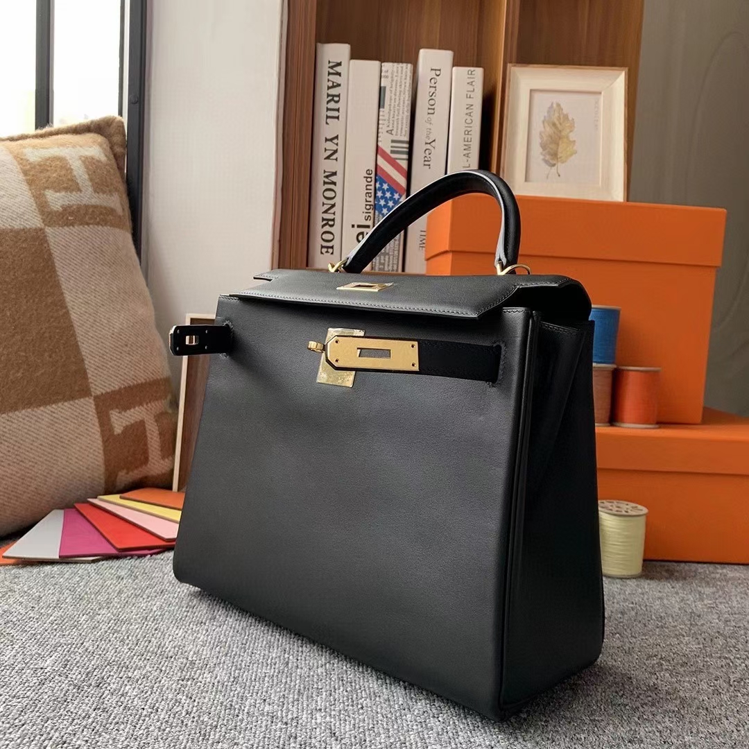 Hermès（爱马仕）CK89黑色 原厂御用顶级Swift 皮 Kelly 28 金扣