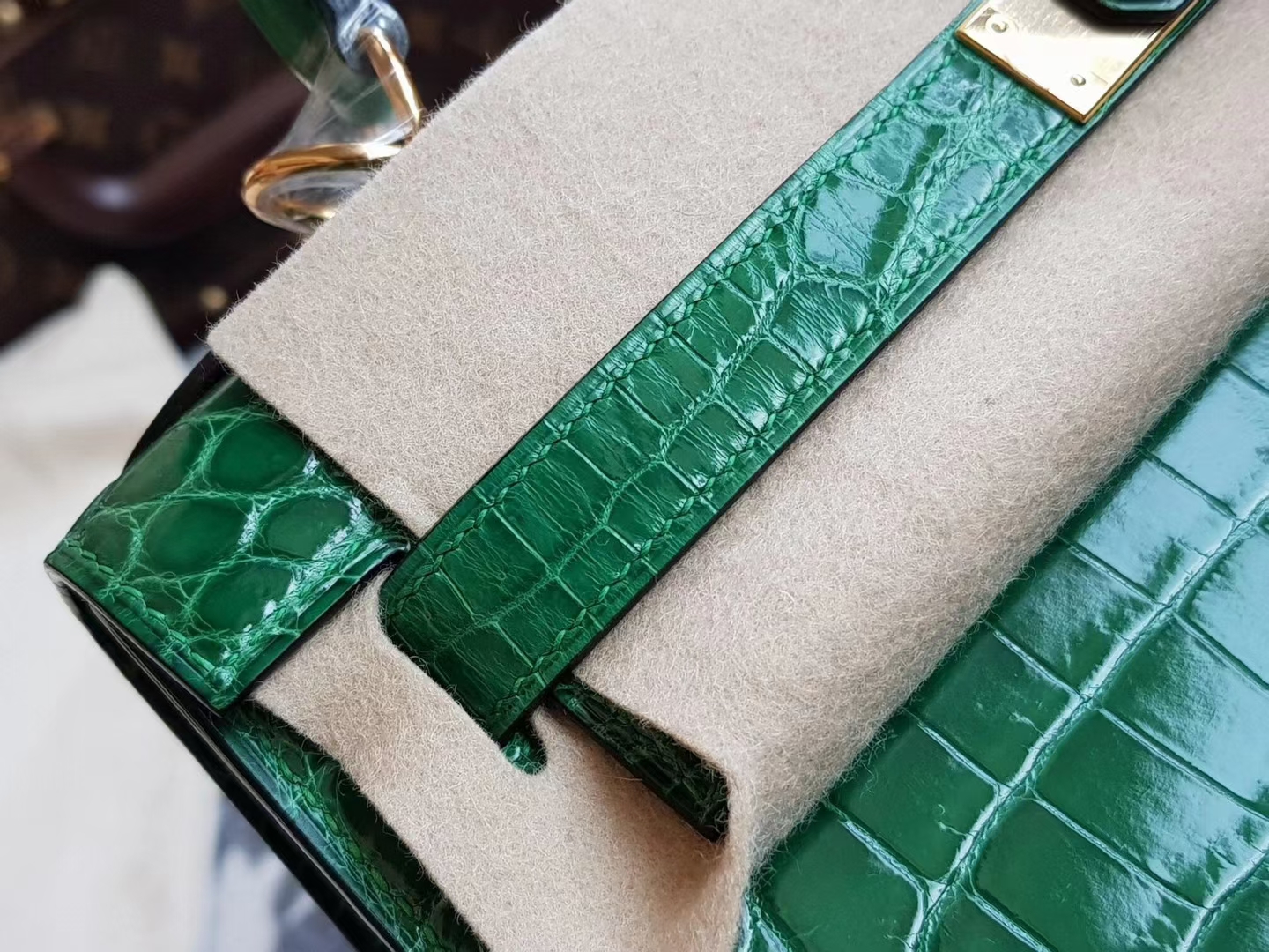 Hermès（爱马仕）Kelly 25cm nilo crocodile Hcp亮面两点鳄鱼 翡翠绿 银扣