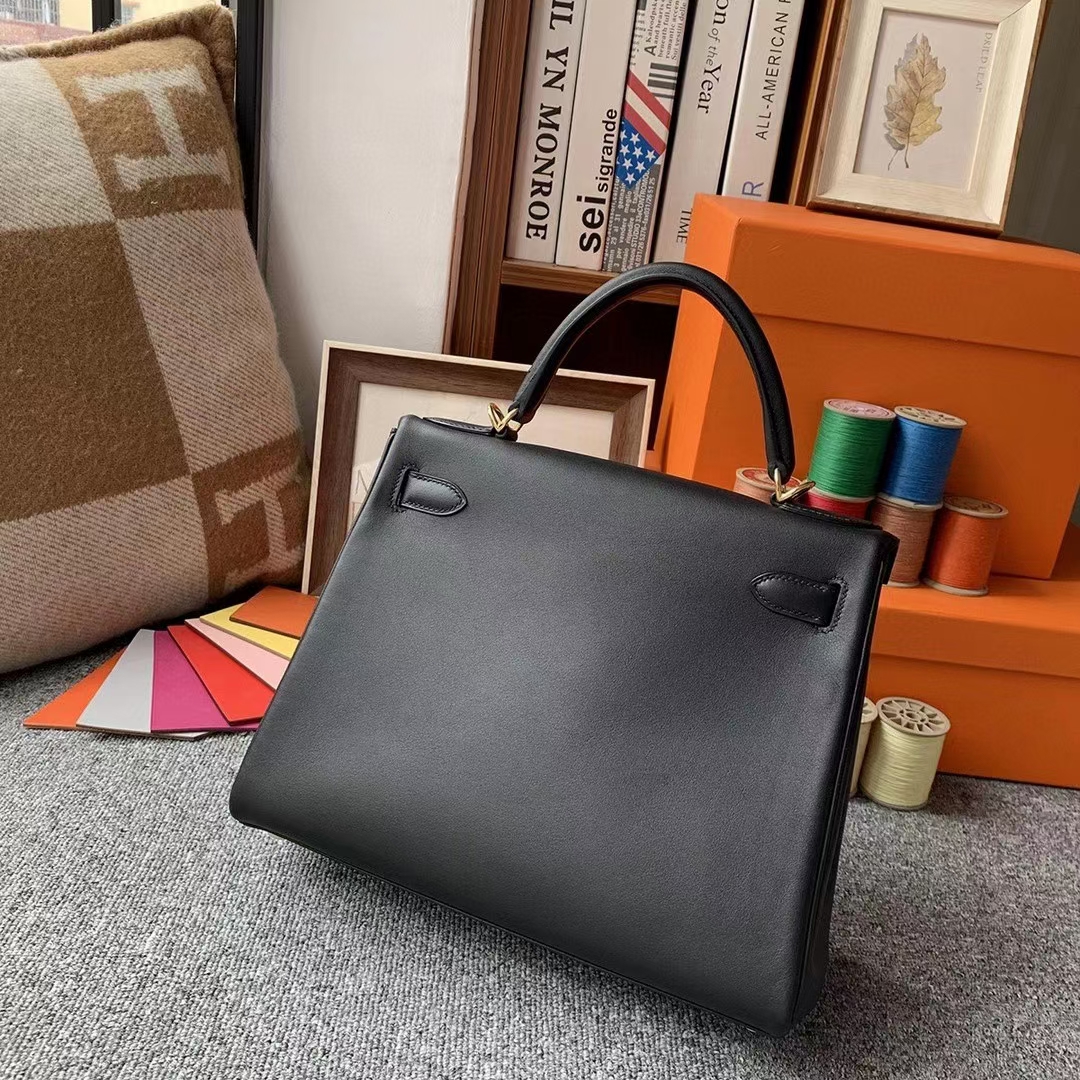 Hermès（爱马仕）CK89黑色 原厂御用顶级Swift 皮 Kelly 28 金扣