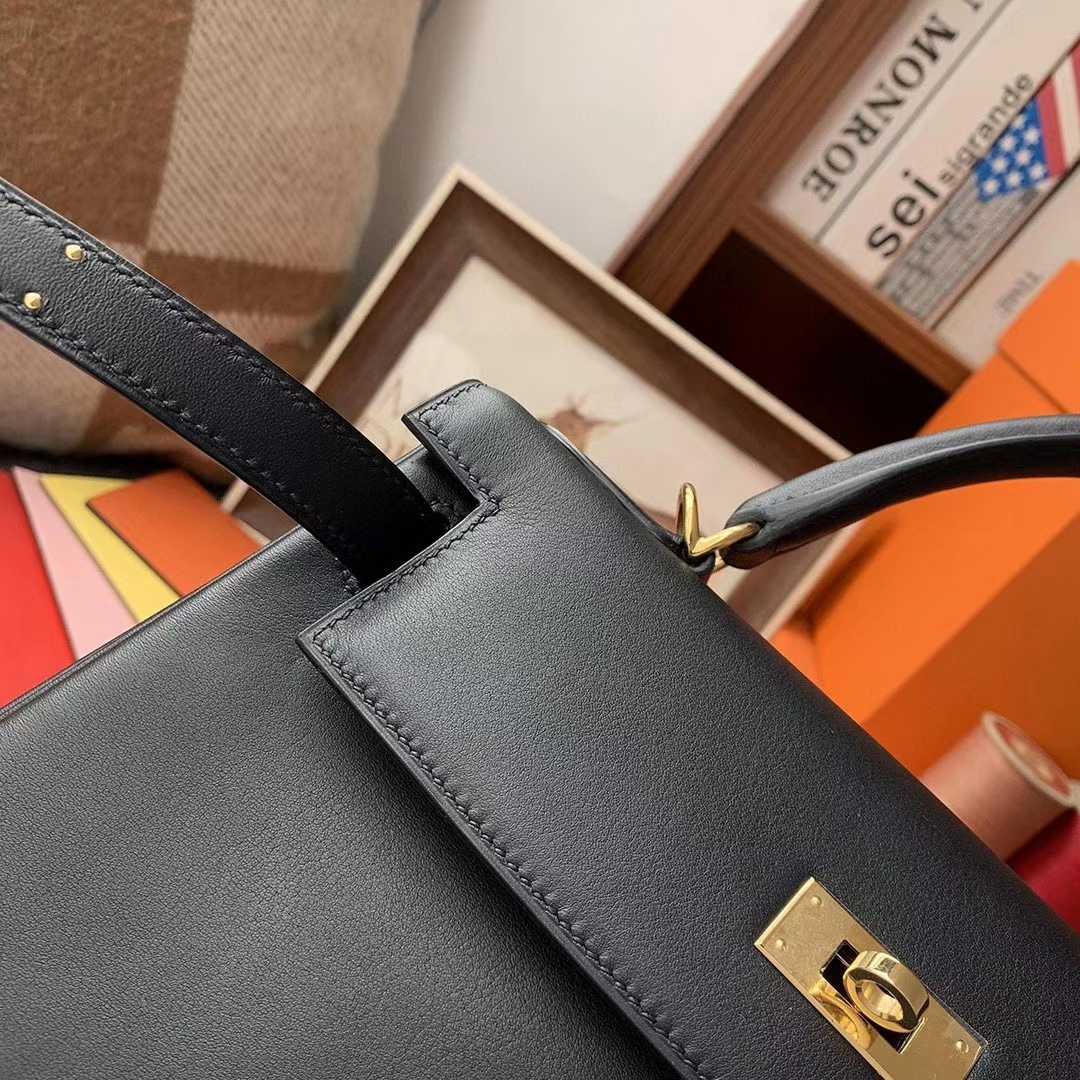 Hermès（爱马仕）CK89黑色 原厂御用顶级Swift 皮 Kelly 28 金扣