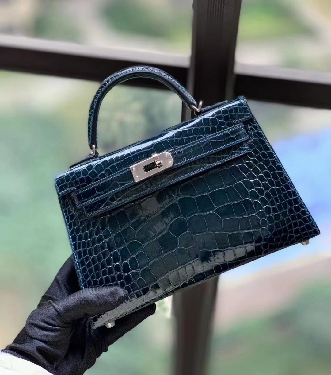 Hermès（爱马仕）6O 松柏绿 美洲鳄 Mini Kelly 二代 银扣