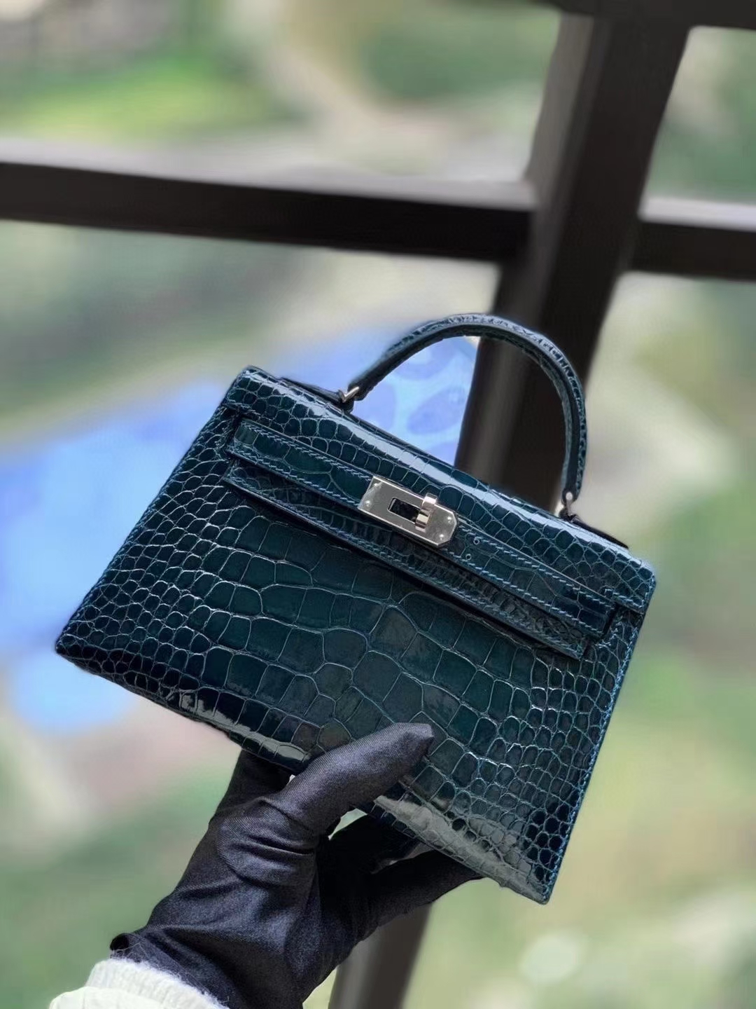 Hermès（爱马仕）6O 松柏绿 美洲鳄 Mini Kelly 二代 银扣