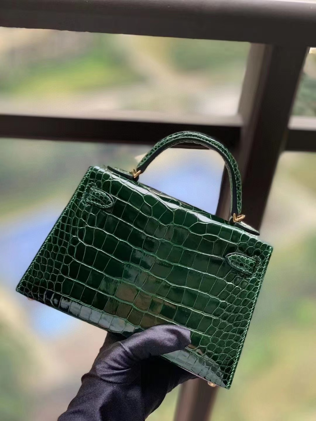 Hermès（爱马仕）CC.67祖母绿 美洲鳄 Mini Kelly 二代 金扣