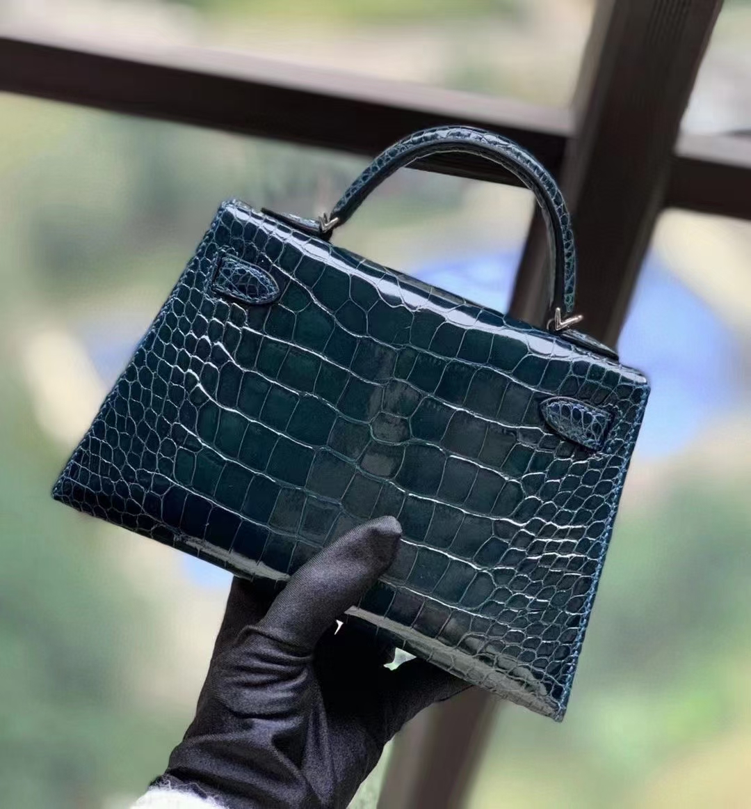 Hermès（爱马仕）6O 松柏绿 美洲鳄 Mini Kelly 二代 银扣