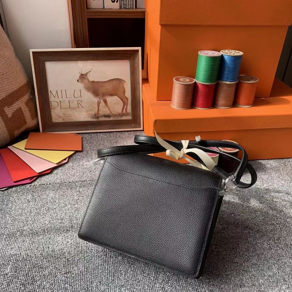 Hermès（爱马仕）CK89黑色 原厂御用顶级Ever Color 皮 Roulis 19 银扣