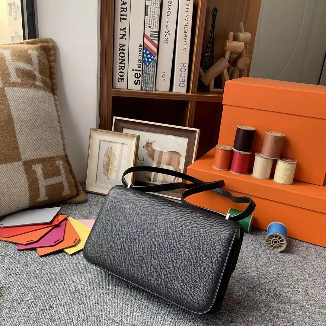 Hermès（爱马仕）CK89黑色 原厂御用顶级Epsom 皮 Constance 26 银扣