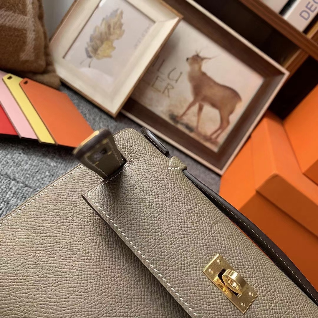 Hermès（爱马仕）Mini Kelly 迷你凯莉 CK18大象灰 原厂御用顶级Epsom皮 一代 金扣 银扣 现货
