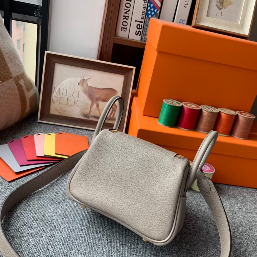 Hermès（爱马仕）Mini Lindy 迷你琳迪 M8沥青灰 原厂御用顶级TC皮 金扣