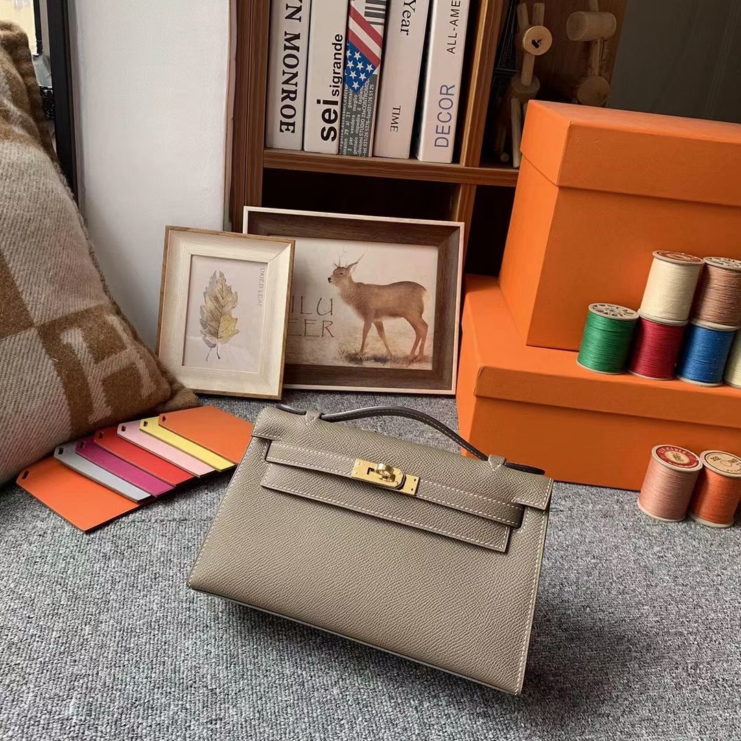 Hermès（爱马仕）Mini Kelly 迷你凯莉 CK18大象灰 原厂御用顶级Epsom皮 一代 金扣 银扣 现货