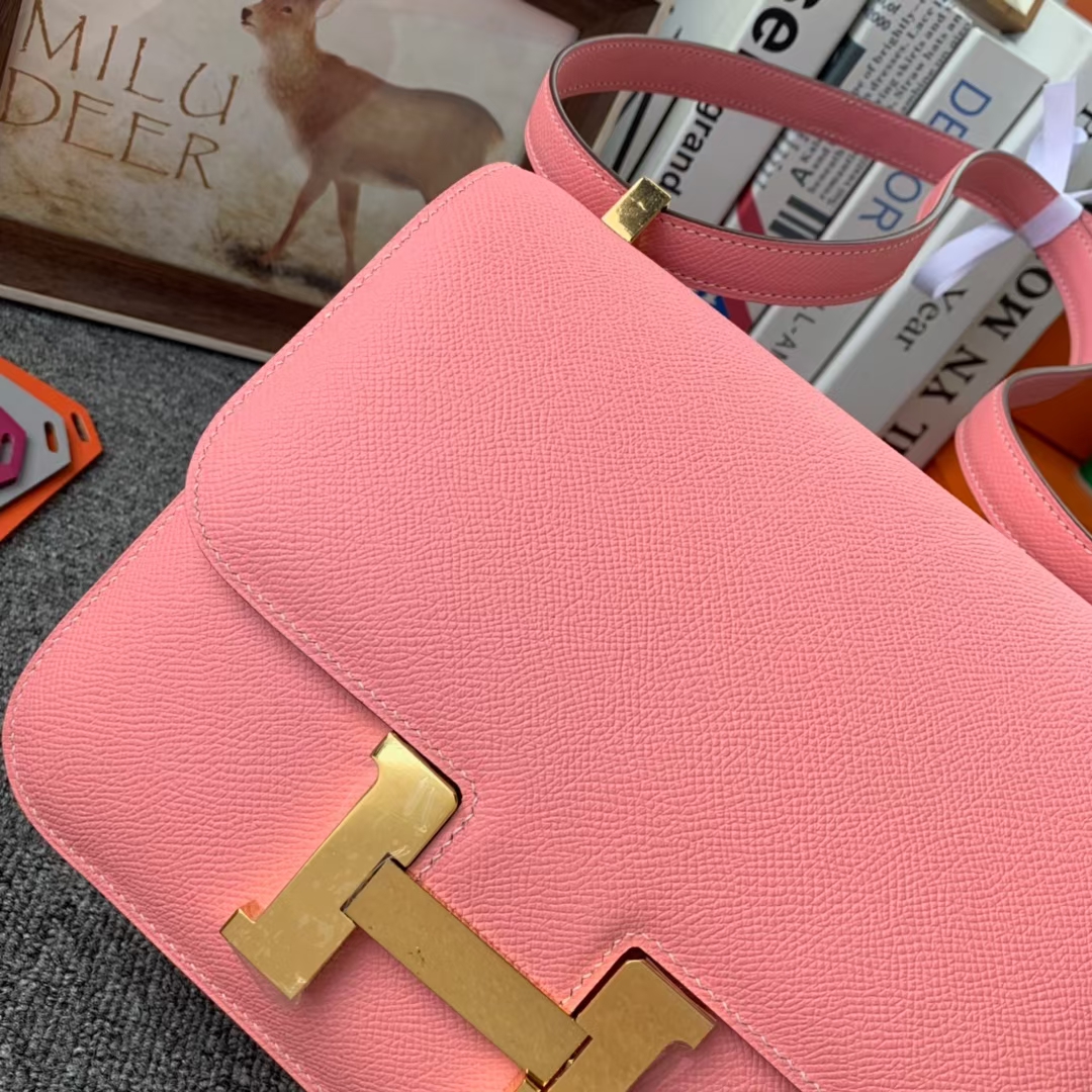 Hermès（爱马仕）Constance 空姐包 奶昔粉 原厂御用顶级Epsom 皮 24cm
