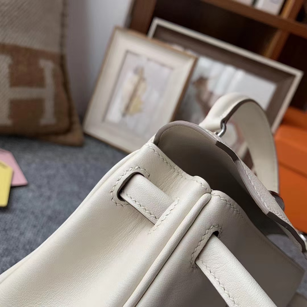 Hermès（爱马仕）Kelly doll 奶昔白拼玛瑙蓝 原厂御用顶级Swift 皮 银扣