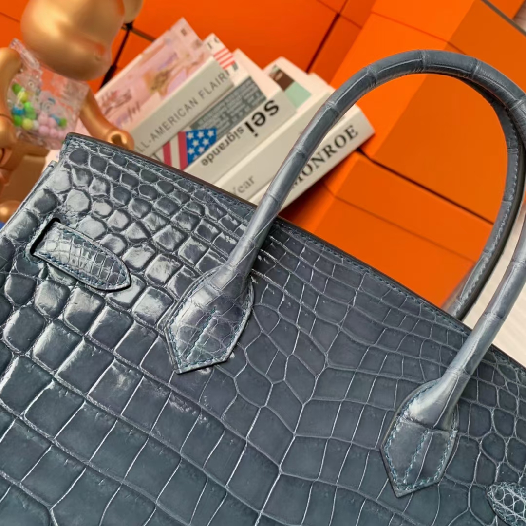 Hermès（爱马仕）Birkin 铂金包 风暴蓝 原厂御用顶级亮面鳄鱼皮 30 金扣 现货