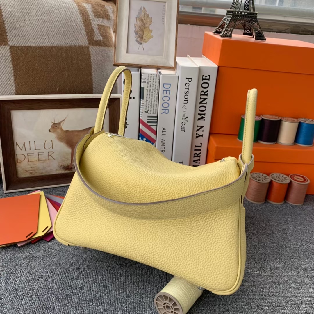 Hermès（爱马仕） Lindy 琳迪包 小鸡黄 原厂御用顶级TC 皮 银扣 26cm