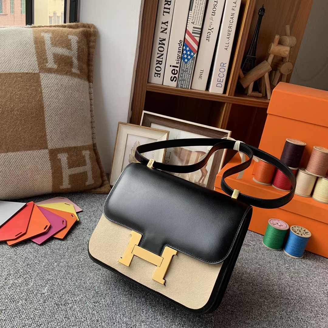 Hermès（爱马仕）Constance 空姐包 CK89黑色 原厂御用顶级Box 皮 19 金扣 现货