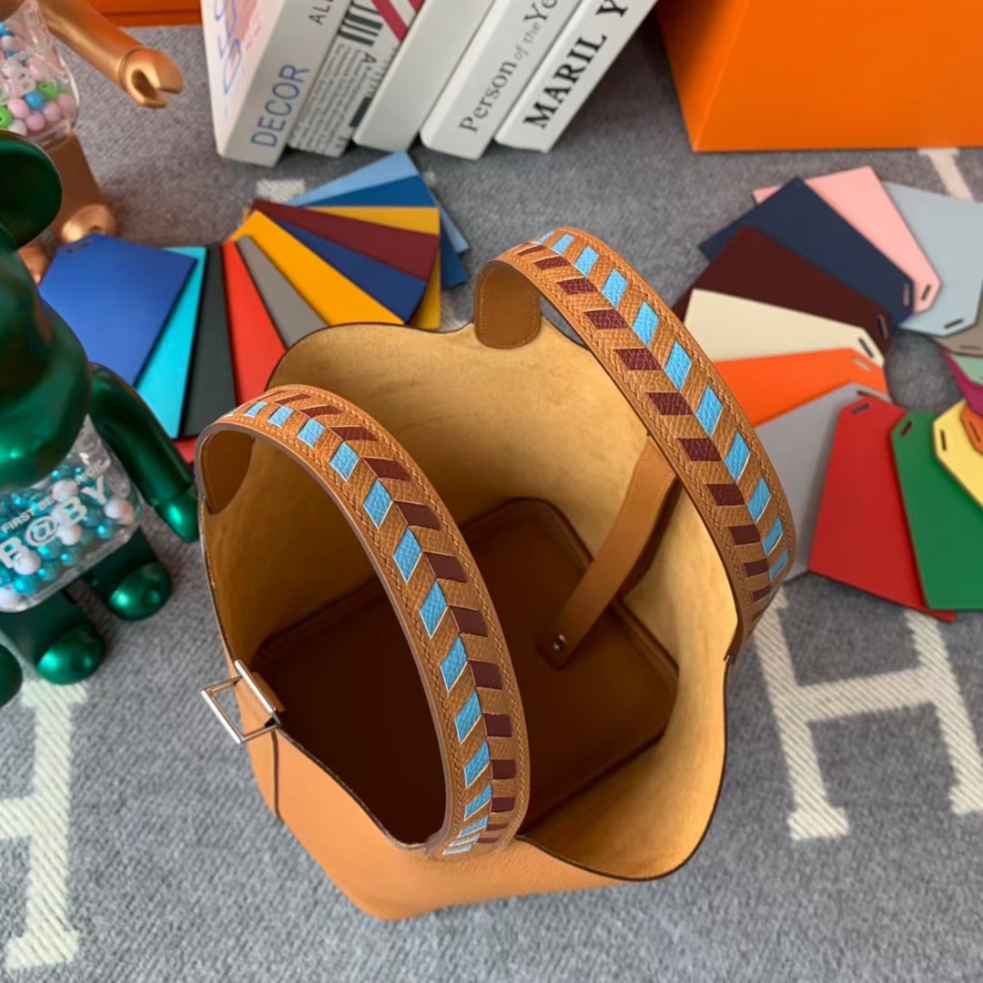Hermès（爱马仕）Picotin Lock 菜篮子 C37 金棕色 编织肩带 原厂御用顶级Epsom皮 18cm 银扣