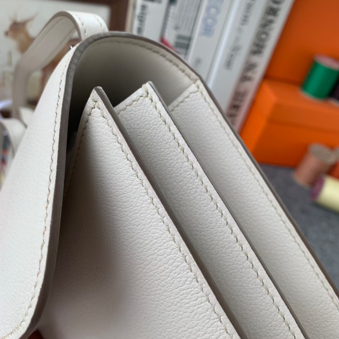 Hermès（爱马仕）Constance 康斯坦斯 冰川白 原厂御用顶级Ever Color 皮 19 银扣