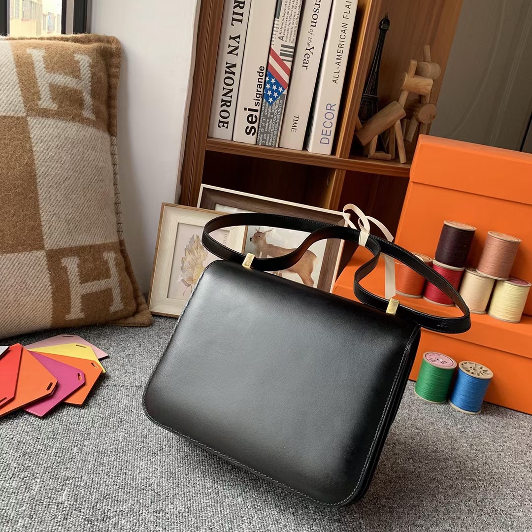 Hermès（爱马仕）Constance 空姐包 CK89黑色 原厂御用顶级Box 皮 19 金扣 现货