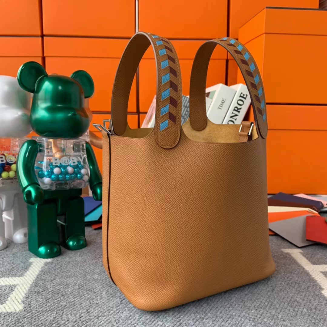 Hermès（爱马仕）Picotin Lock 菜篮子 C37 金棕色 编织肩带 原厂御用顶级Epsom皮 18cm 银扣