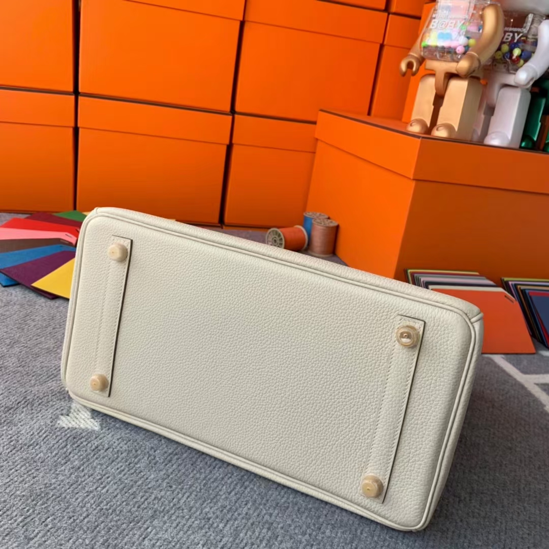 Hermès（爱马仕）Birkin 铂金包 奶昔白 原厂御用顶级小牛皮 金扣 30cm 现货