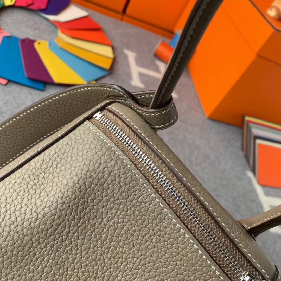 Hermès（爱马仕）Lindy 琳迪包 CK18大象灰 原厂御用顶级TC皮 银扣 26cm 现货