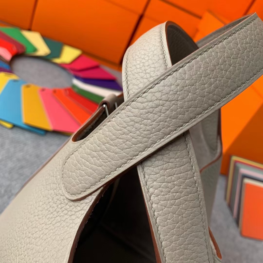 Hermès（爱马仕）Picotin Lock 菜篮包 M8 沥青灰 原厂御用顶级TC 皮 银扣 18cm