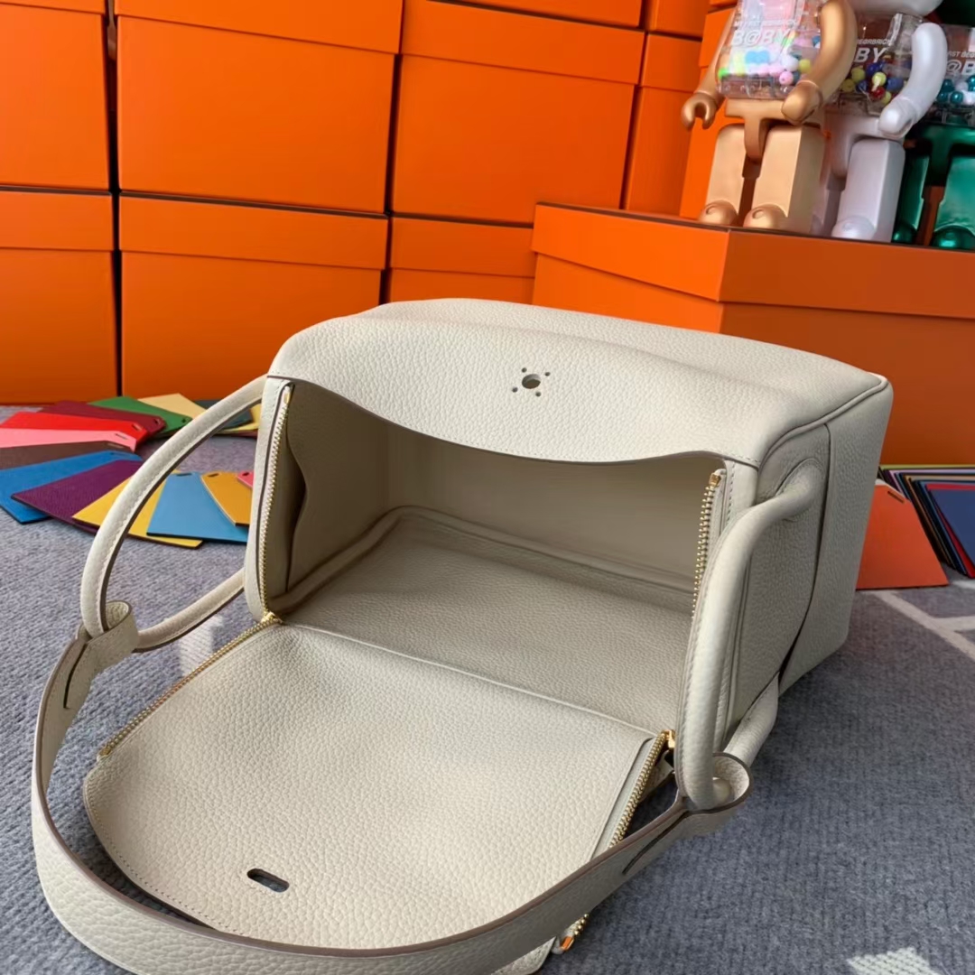Hermès（爱马仕）Lindy 琳迪包 奶昔白 原厂御用顶级TC皮 金扣 30cm 现货