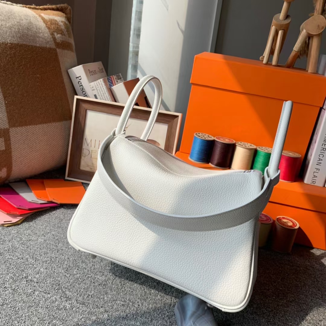 Hermès（爱马仕）Lindy 琳迪包 纯白色 原厂御用顶级小牛皮 银扣 26cm