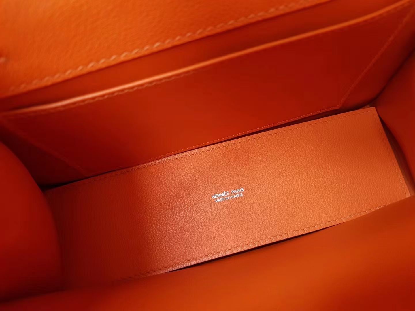Hermès（爱马仕）Kelly danse 跳舞包 Evercolor皮 罂粟橙色 银扣