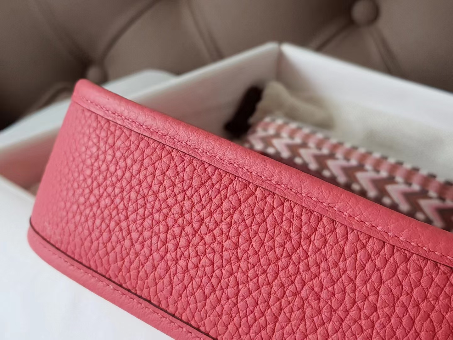 Hermès（爱马仕）mini Evelyne 迷你 伊芙琳 tc牛皮 8w 新唇膏粉色+编织肩带 16cm