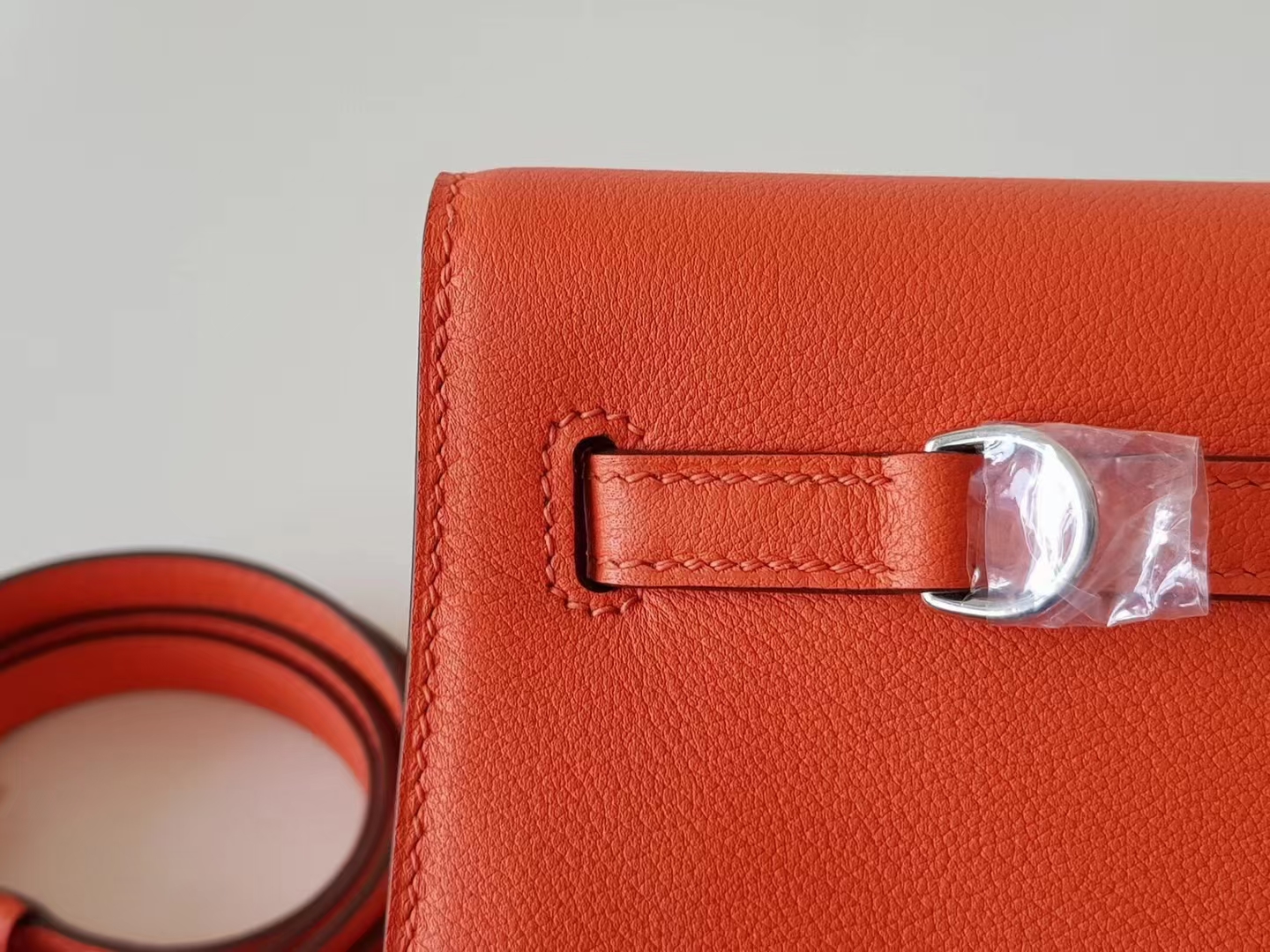 Hermès（爱马仕）Kelly danse 跳舞包 Evercolor皮 罂粟橙色 银扣