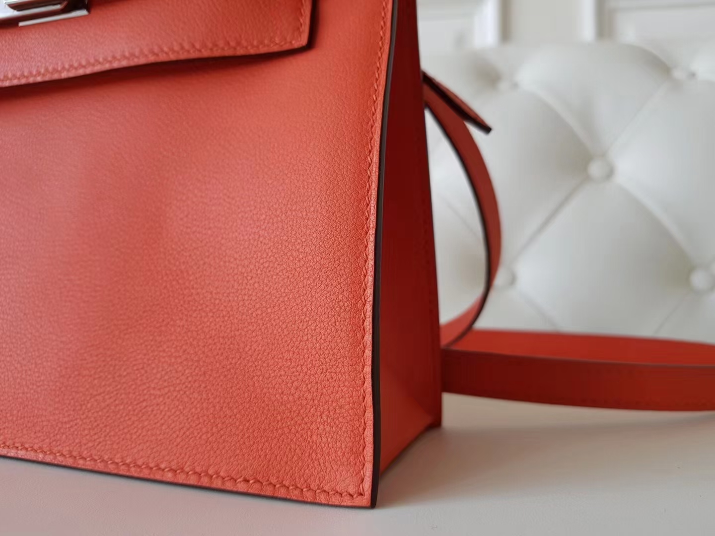 Hermès（爱马仕）Kelly danse 跳舞包 Evercolor皮 罂粟橙色 银扣