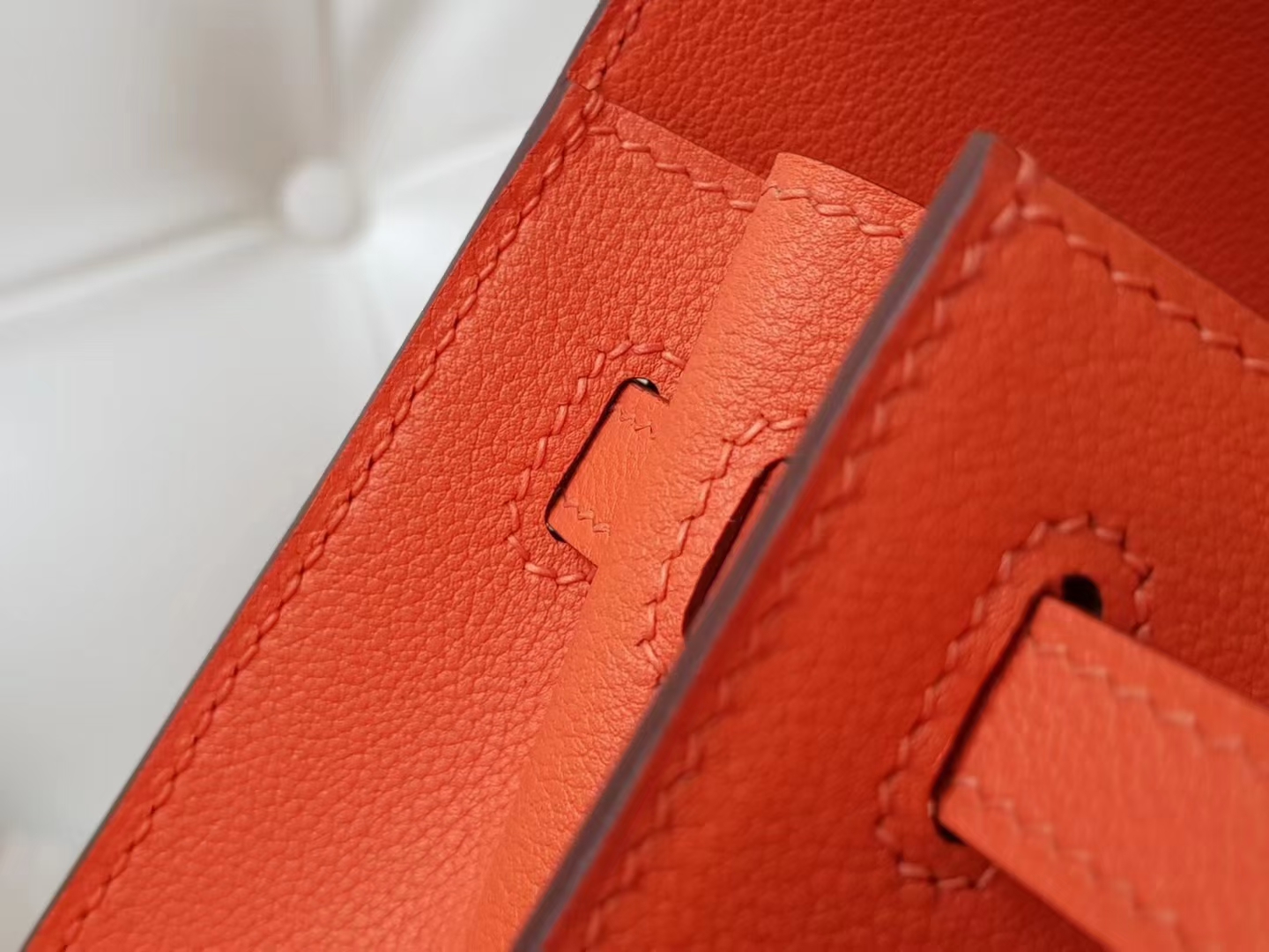 Hermès（爱马仕）Kelly danse 跳舞包 Evercolor皮 罂粟橙色 银扣