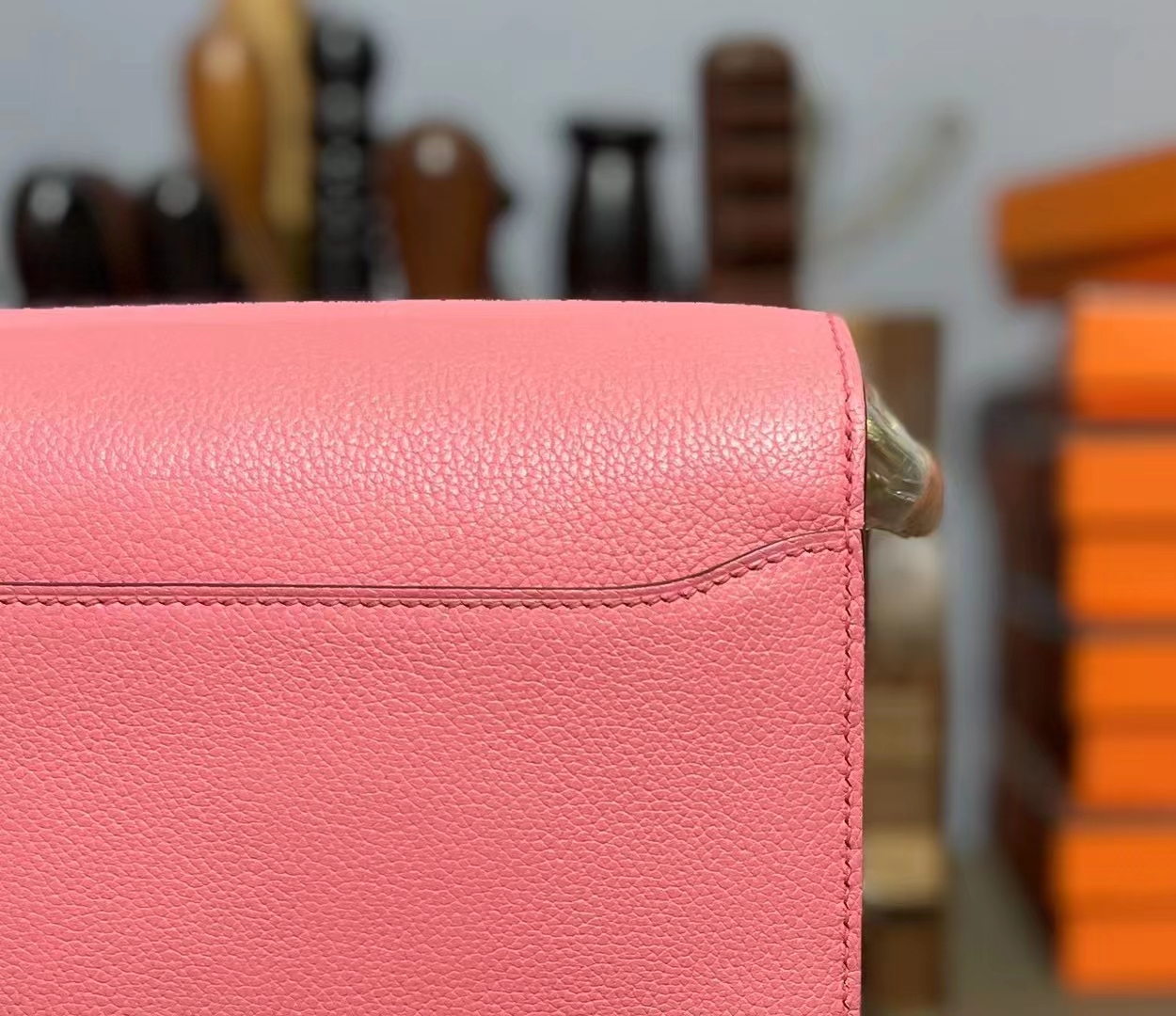 Hermès（爱马仕）Roulis 猪鼻子 新唇膏粉 EC皮 金扣 19cm
