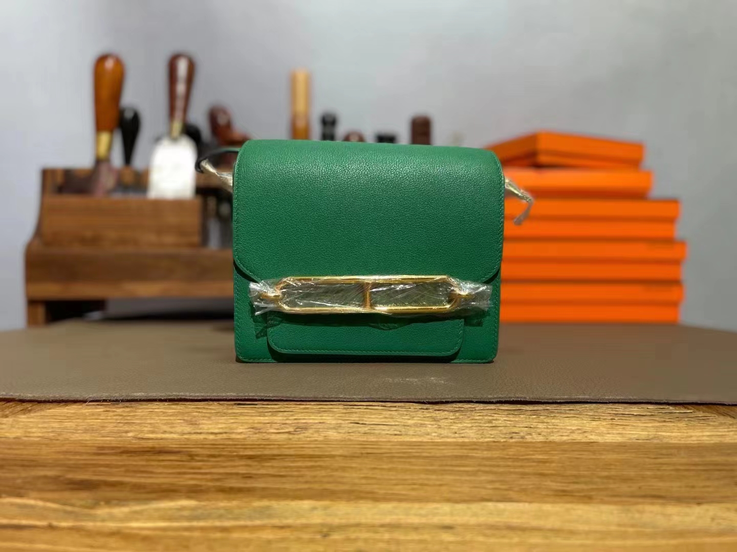 Hermès（爱马仕）Roulis 猪鼻子 丝绒绿 EC皮 金扣 19cm
