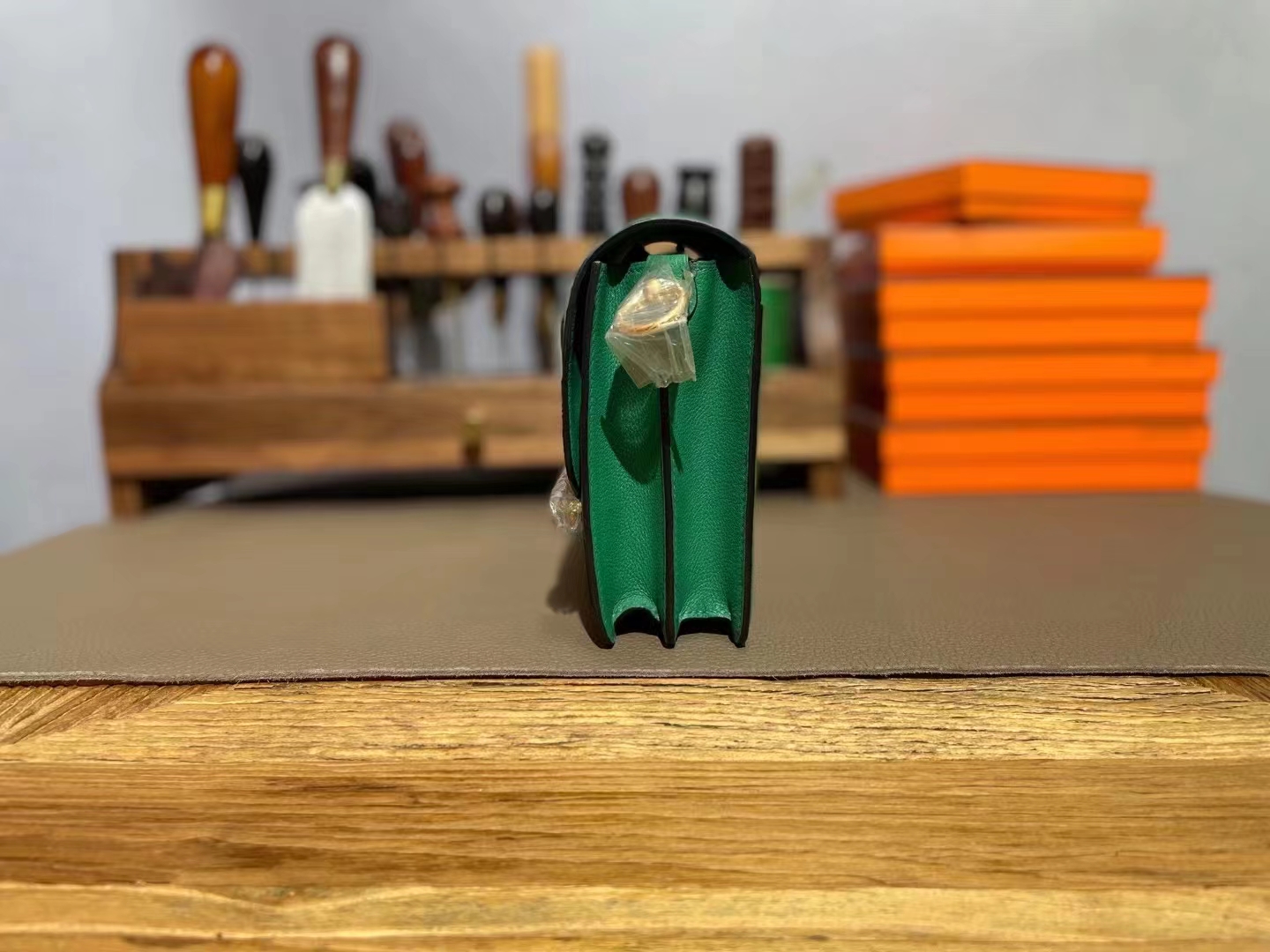 Hermès（爱马仕）Roulis 猪鼻子 丝绒绿 EC皮 金扣 19cm