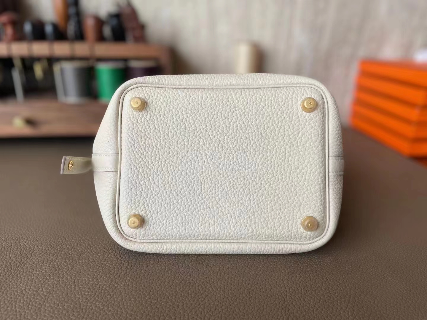 Hermès（爱马仕）Picotin 菜篮子 奶昔白 TC 大牛皮 金扣 18cm