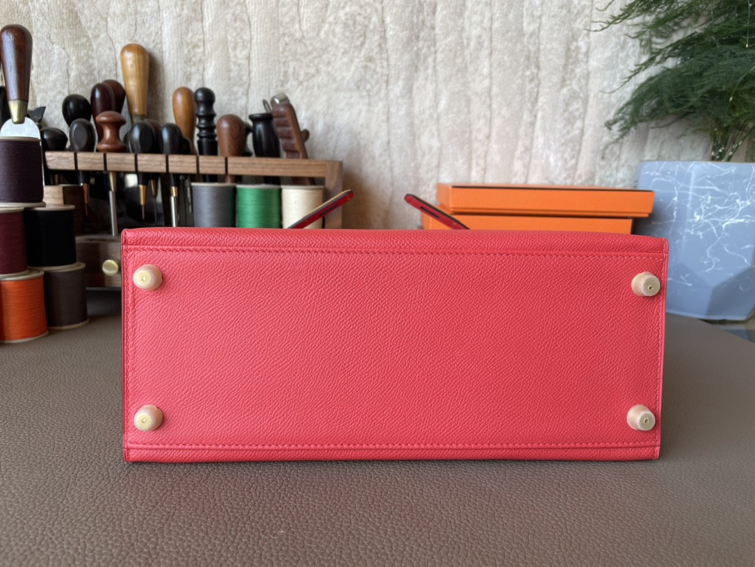 Hermès（爱马仕）Kelly 凯莉包 番茄红 Epsom 掌纹皮 金扣 28cm